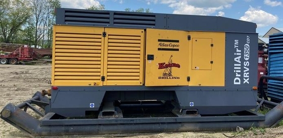 975L Дизельный резервуар вместимостью портативный компрессор XRVS1350 для промышленных применений