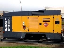 Компактный и высокопроизводительный портативный компрессор XRVS1350 - идеальный выбор для вашего бизнеса
